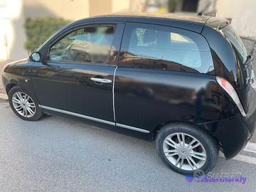 Lancia Ypsilon 1.3 MJT 90 CV