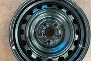 4 cerchioni in ferro Yaris hibrida 