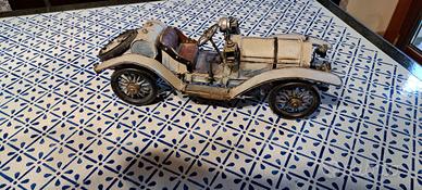 modellino auto in lamiera vintage anni 70