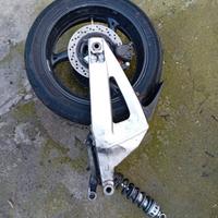 Retrotreno Suzuki GSR 600 2011