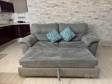 Divano Poltrone e Sofà grigio!!!