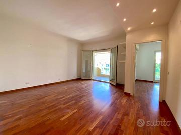 3 Vani con terrazzino (Via Battello)