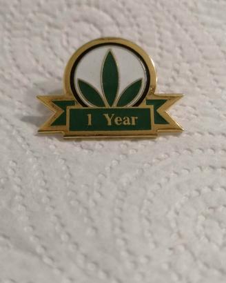 Spilletta pins Herbalife