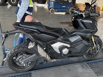 Honda X-ADV 750 - 2024