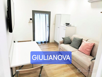 Disponibile 21 26 Luglio, 26-1 agosto, 1-8 agosto