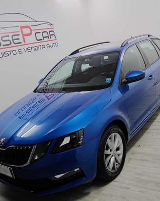 SKODA Octavia 1.6 TDI 115 CV Wagon 4x4 Style