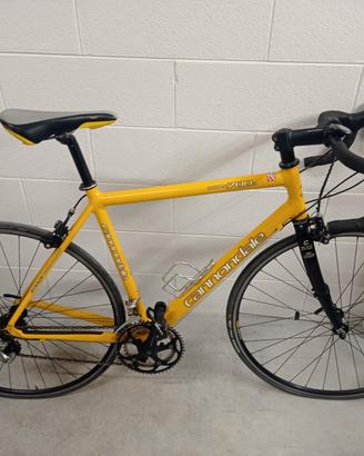 bicicletta ciclismo Cannondale