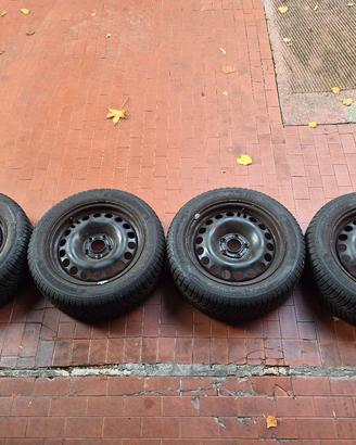 gomme invernali con cerchi 205/55 r16 91H