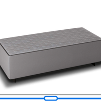 Yang Pouf di Minotti