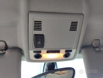 Plafoniera anteriore BMW 118 del 2010