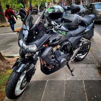 Kawasaki Z750 