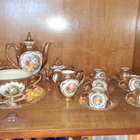 Servizio tè/caffè oro + raffigurazione mitologica