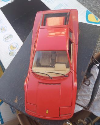 ferrari testarossa scala 1/18 Bburago 