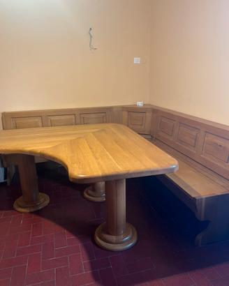 Tavolo e panca in legno massello per taverna