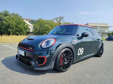 MINI 3 Porte John Cooper Works Challenge Edition 0