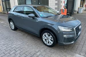 Audi Q2 1.6 TDI Business S tronic