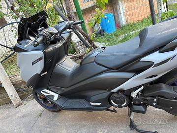 Tmax 560
