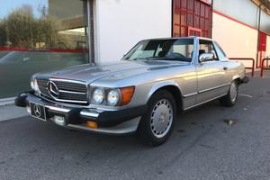 MERCEDES-BENZ SL 560 R107CABRIO