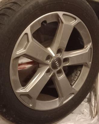 Cerchi audi con gomme nuove invernali 215 55 17