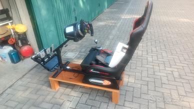 Postazione Playseat raceroom 