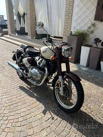 Royal Enfield Classic 650 – 2025