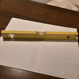 livella professionale in alluminio