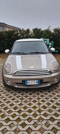 mini cooper 1600 benzina 