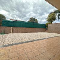 Piano terra 2,5 vani a Giarre con giardino