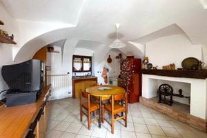 3 LOCALI A FORNO CANAVESE