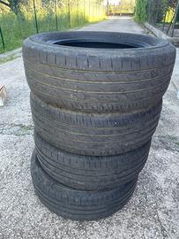 4 pneumatici estivi TOYO 215/60/17