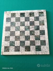 scacchiera in marmo