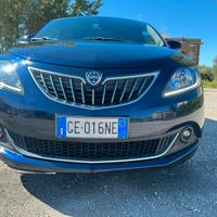Lancia Ypsilon 1.0 5 porte Hybrid eco