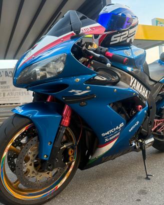 R1 2004