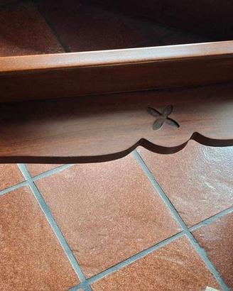 Struttura in legno massello per cappa aspirante