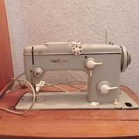 Macchina da cucire PFAFF 260