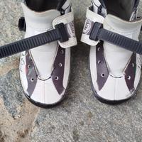 Scarpini da pattinaggio