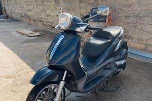 Piaggio beverly 500