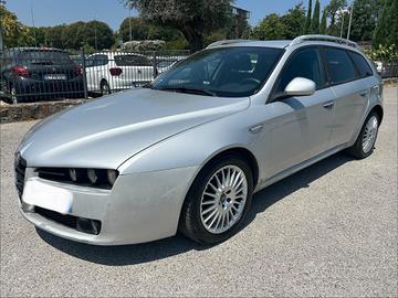 Alfa Romeo 159 1.9 JTDm Sportwagon Distinctive