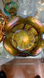 Ciotola in vetro iridescente art nouveau 