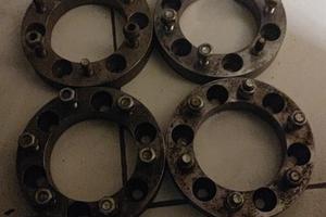 Distanziali da 30 mm x fuoristrada