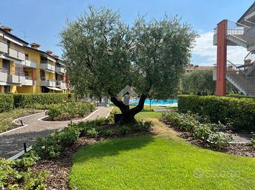 2 LOCALI A SIRMIONE