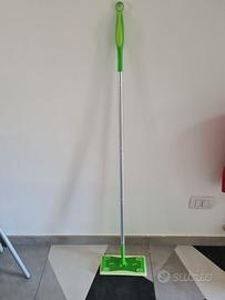 Scopa Swiffer + Ricariche Panni Catturapolvere