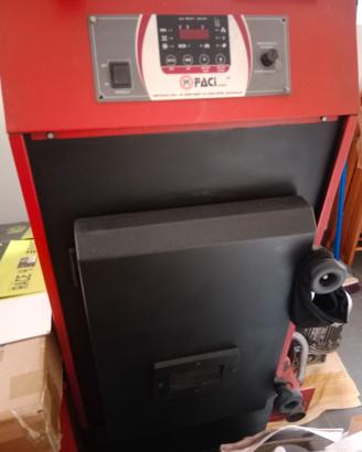 Caldaia multi combustibile