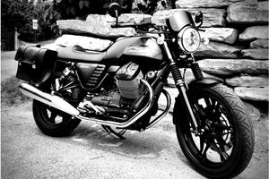 Guzzi V7 II