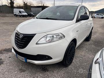 Lancia Ypsilon 900 TwinAir Natural Power - 2014
