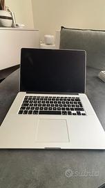 MacBook pro 15 retina I7   2015