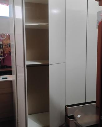 Armadio 4 stagioni buone condizioni legno MDF