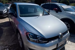 Volkswagen Golf 1.6 TDI DSG 5p. Highline BlueMotio
