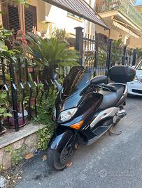 T-max 500 2001
