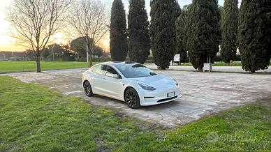 Tesla Model 3 Long Range AWD 2021